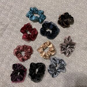 bundle of 10 scrunchies